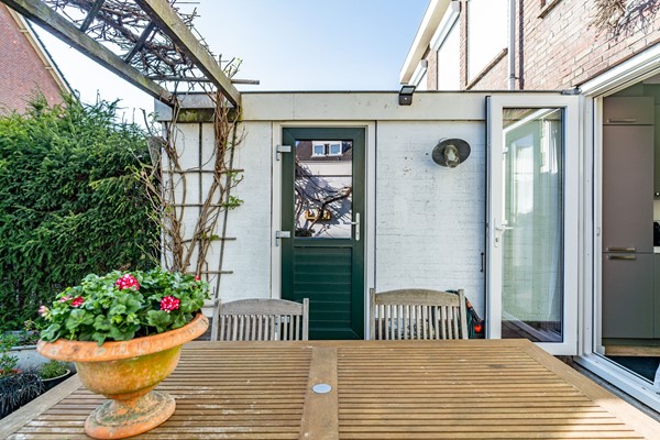 Medium property photo - Jan Albert de Gravenlaan 15, 2381 TA Zoeterwoude