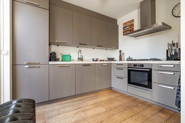 Medium property photo - Jan Albert de Gravenlaan 15, 2381 TA Zoeterwoude