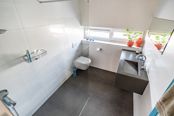 Medium property photo - Jan Albert de Gravenlaan 15, 2381 TA Zoeterwoude