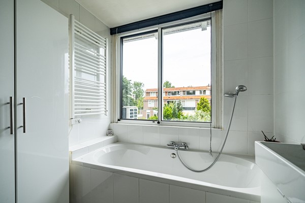 Medium property photo - Mahlerstraat 23, 2324 JE Leiden