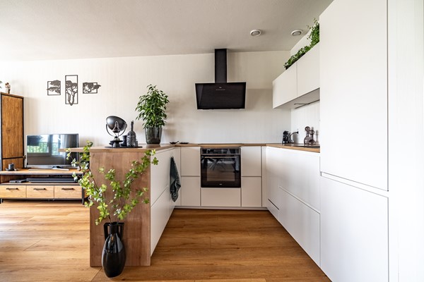 Medium property photo - Ommedijk 105, 2353 GN Leiderdorp
