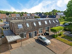 HF-De Klamp 8-02.JPG