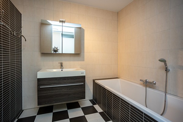 Medium property photo - Dorpsplein 24, 6562 AH Groesbeek