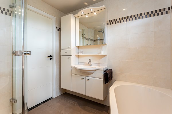 Foto - Te koop: Oudebaan 48, 6596 DG Milsbeek