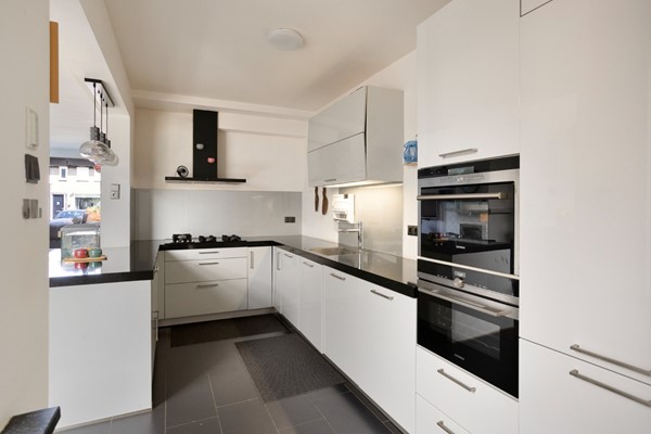 Medium property photo - Udinestraat 3, 5632 RT Eindhoven
