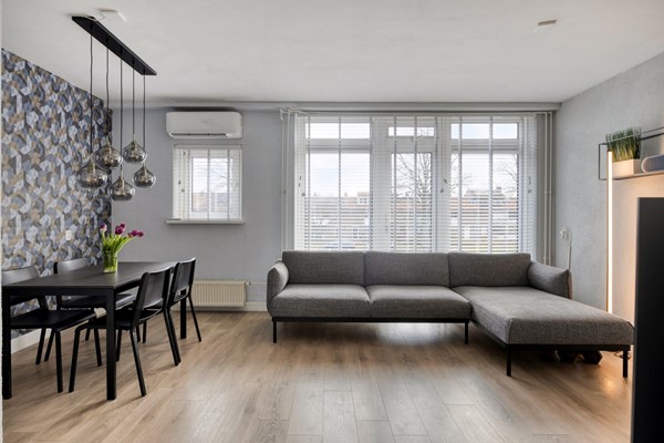 Medium property photo - Burgemeester van Hooffln 31, 5503 BJ Veldhoven