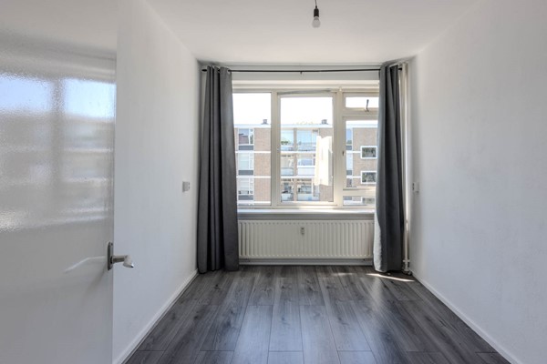 Medium property photo - Plotinusstraat 70, 3076 NS Rotterdam