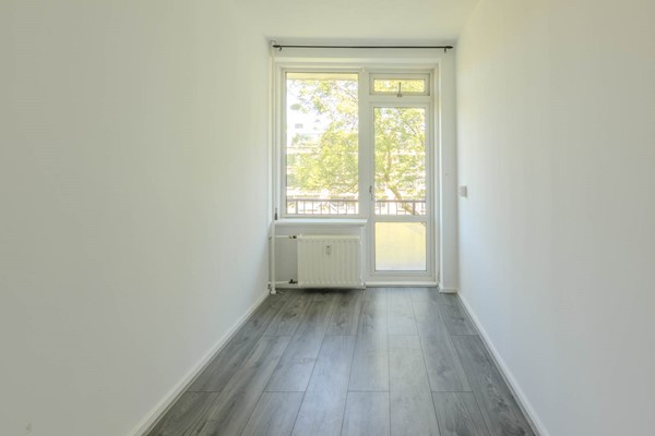 Medium property photo - Plotinusstraat 70, 3076 NS Rotterdam