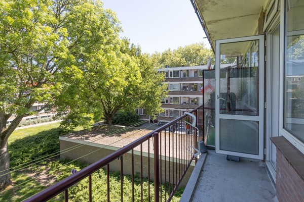 Medium property photo - Plotinusstraat 70, 3076 NS Rotterdam