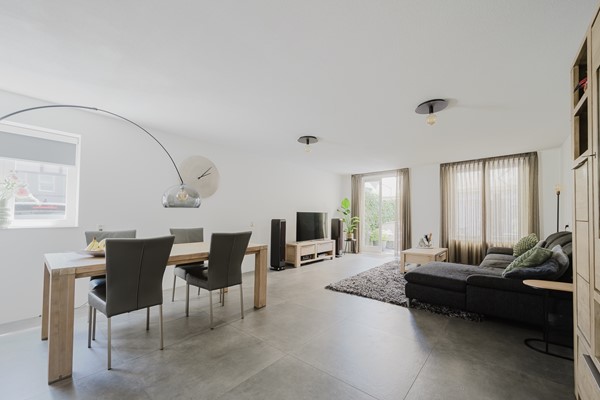 Medium property photo - P. Engelvaartstraat 15, 3201 KD Spijkenisse