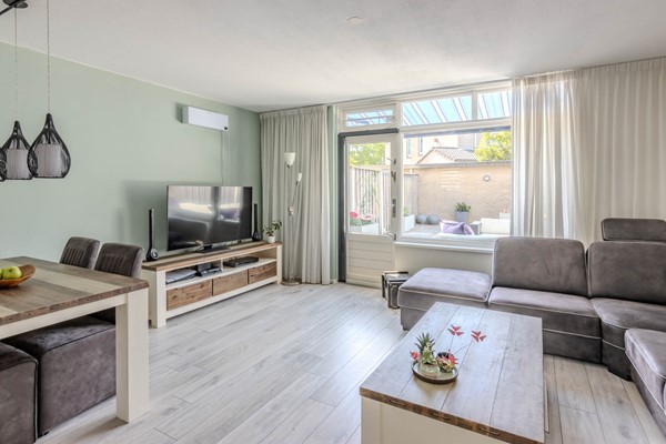 Medium property photo - Donaulaan 8, 3207 CA Spijkenisse