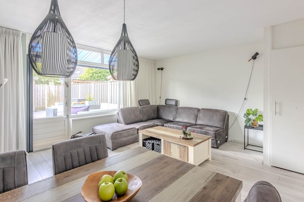 Medium property photo - Donaulaan 8, 3207 CA Spijkenisse
