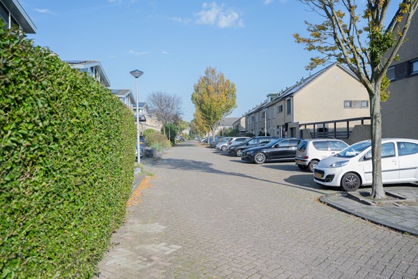 Medium property photo - Marie van Regteren Altenastraat 23, 3207 KB Spijkenisse