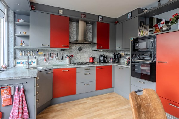 Medium property photo - Beverveen 494, 3205 AN Spijkenisse