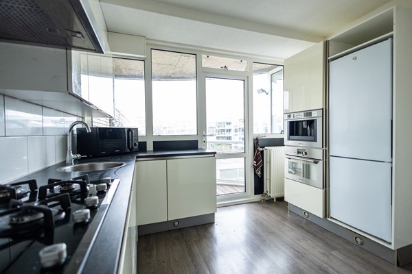 Medium property photo - Raadhuislaan 94, 3201 EL Spijkenisse