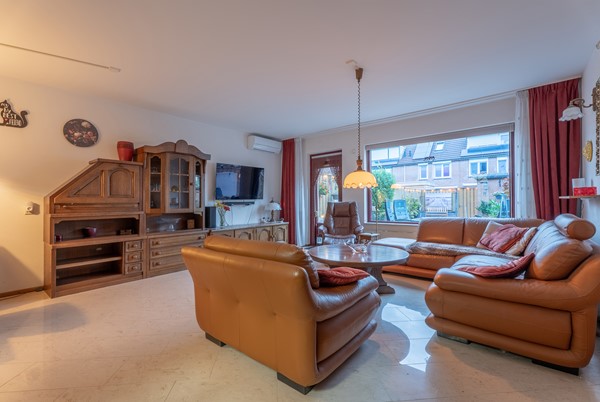 Medium property photo - Symfonielaan 10, 3208 SE Spijkenisse