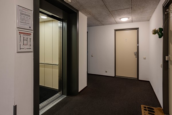 Medium property photo - Lokkertsemolenweg 78, 3194 WC Hoogvliet Rotterdam