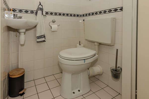 Medium property photo - Lokkertsemolenweg 78, 3194 WC Hoogvliet Rotterdam