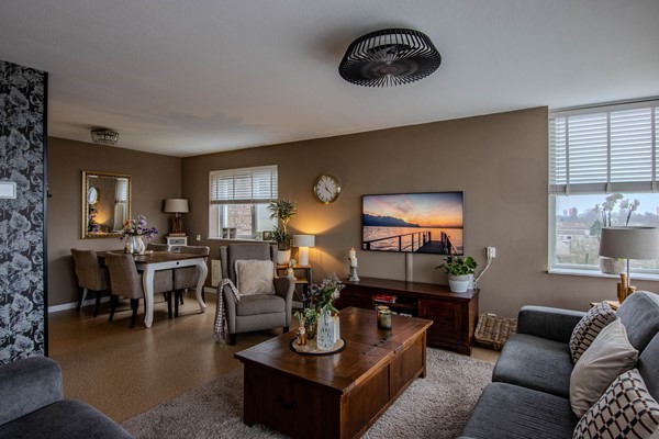 Medium property photo - Lokkertsemolenweg 78, 3194 WC Hoogvliet Rotterdam