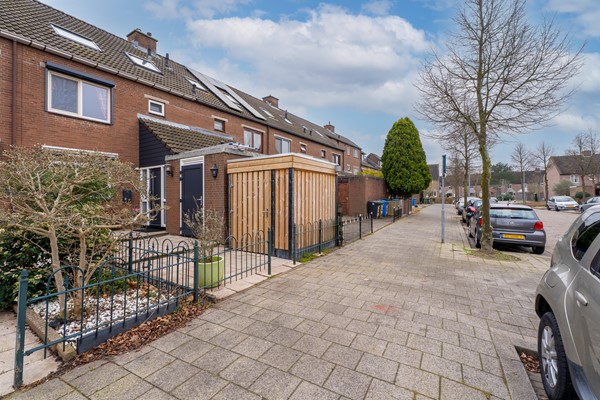 Medium property photo - Kapershoekseweg 20, 3191 GN Hoogvliet Rotterdam