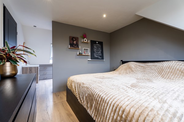 Medium property photo - Kapershoekseweg 20, 3191 GN Hoogvliet Rotterdam