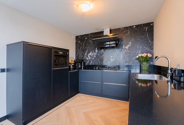 Medium property photo - Corrie Vonkplantsoen 36, 3207 WS Spijkenisse