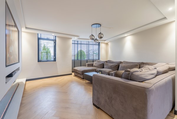 Medium property photo - Corrie Vonkplantsoen 36, 3207 WS Spijkenisse