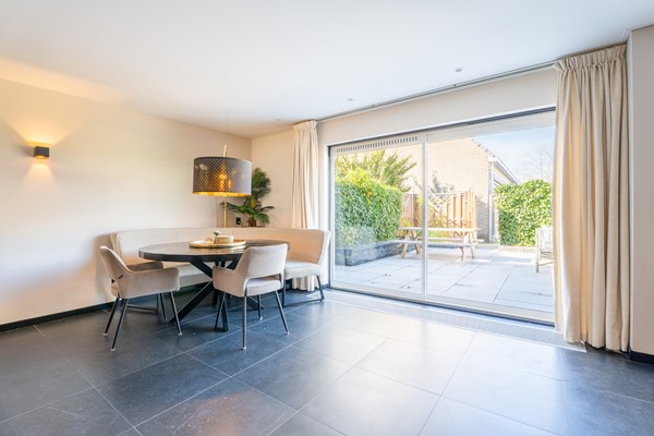 Medium property photo - N.A. Papestraat 15, 3209 BR Hekelingen