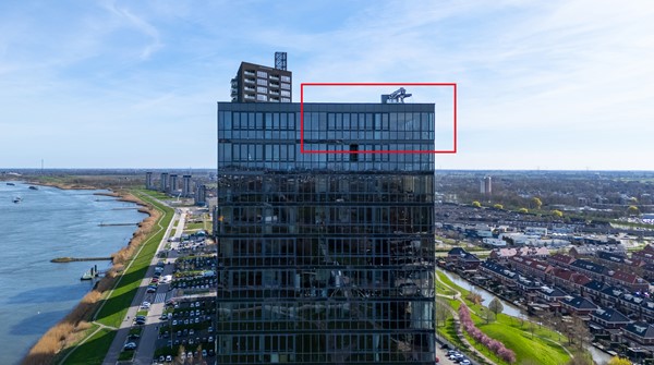 Penthouse met het mooiste uitzicht van Spijkenisse!...