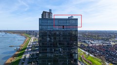 Onder bod: Penthouse met het mooiste uitzicht van Spijkenisse!...