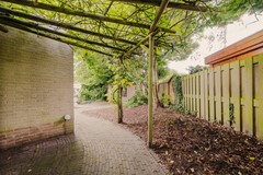 Nan Holdert-zuikerbergstraat  1-17.jpg