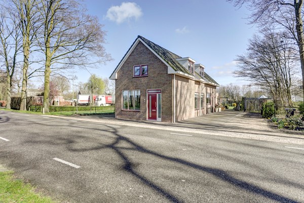 Medium property photo - Vaartweg 5, 4731 RA Oudenbosch