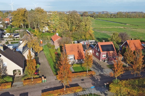 Medium property photo - Koning Haakonstraat 2, 4781 AT Moerdijk