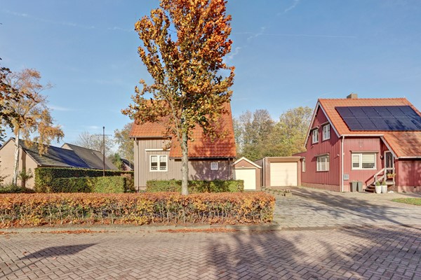 Medium property photo - Koning Haakonstraat 2, 4781 AT Moerdijk