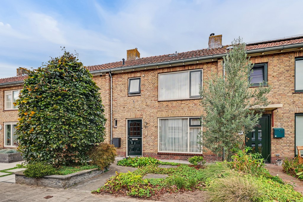 Elzenstraat 11, 4731 CJ Oudenbosch, photo 1