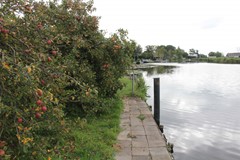 Monnickendammerrijweg 51, 1452 PN Ilpendam - Achterzijde perceel met aanlegplaats