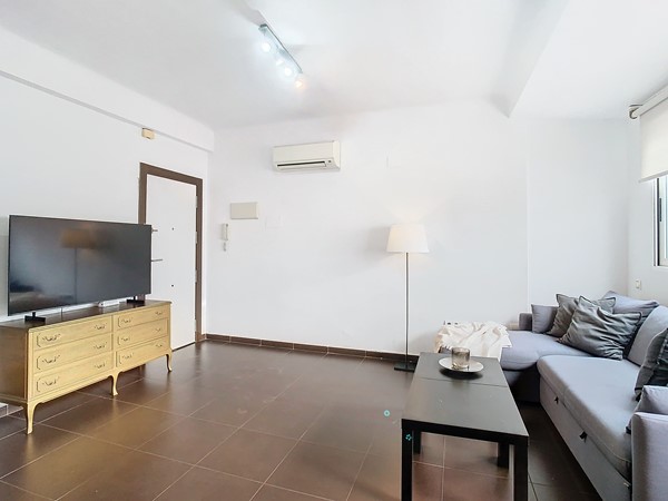 4. woonkamer 2.jpg 4