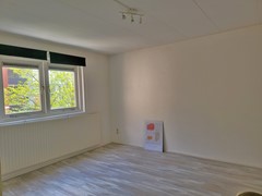 29B. slaapkamer achter-min.jpg