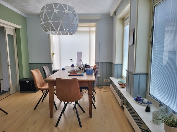 10. woonkamer eethoek-min.jpg 11