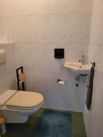 17. toilet boven 2 -min.jpg 20