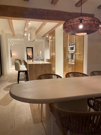 25. eetkamer richting keuken 4.jpeg 24