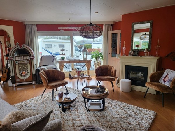 8. woonkamer 3.jpg 8