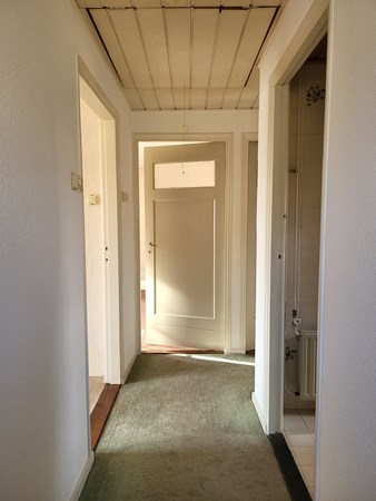 11a. overloop.jpg 15