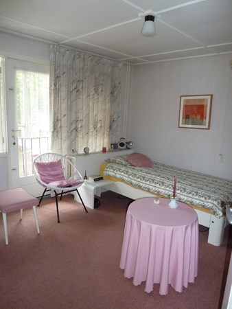 13. slaapkamer 2.JPG 17