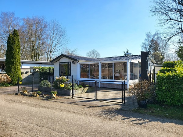 2. voorzijde 2.jpg 2