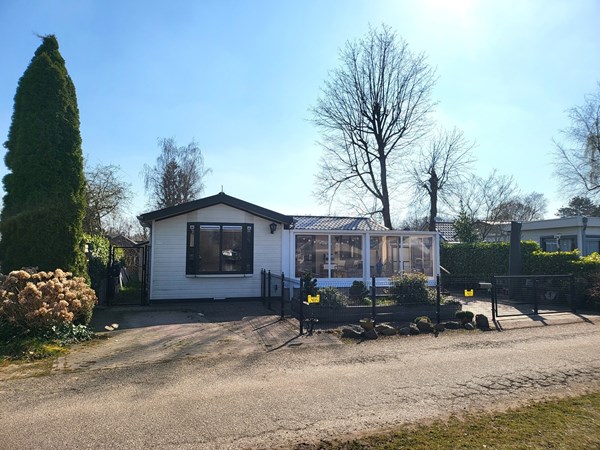 3. voorzijde 1.jpg 3