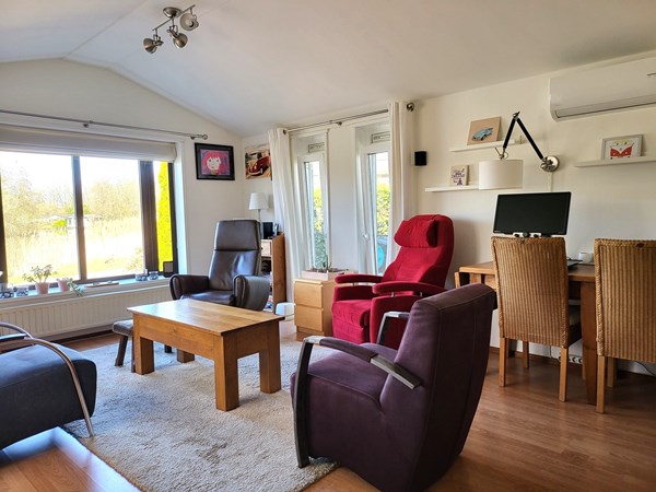 10. woonkamer 2.jpg 10