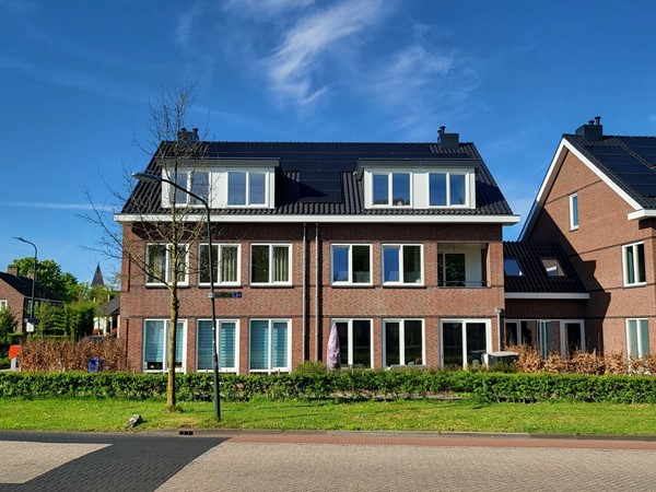 2. voorzijde 2.jpg 5