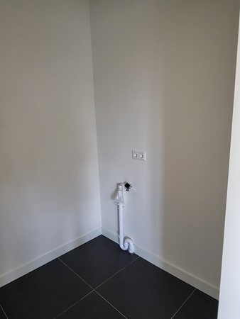 30b. berging 2 inpandig.jpg 26