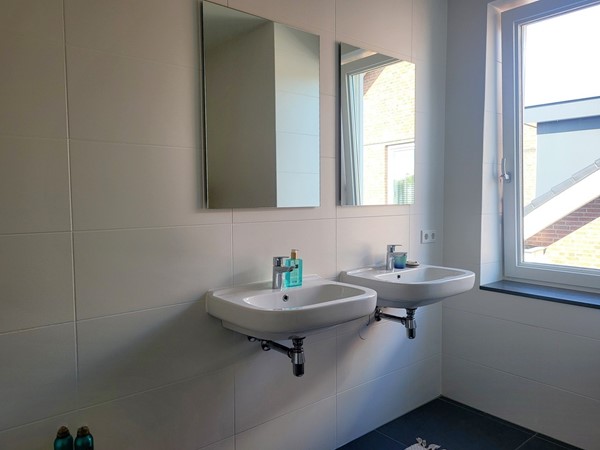 38. badkamer 3.jpg 37